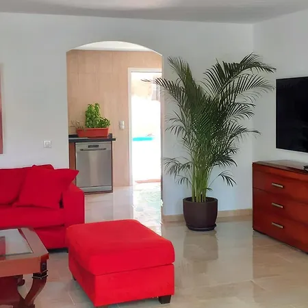 Laguna Villa Alicante