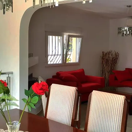 Laguna Villa